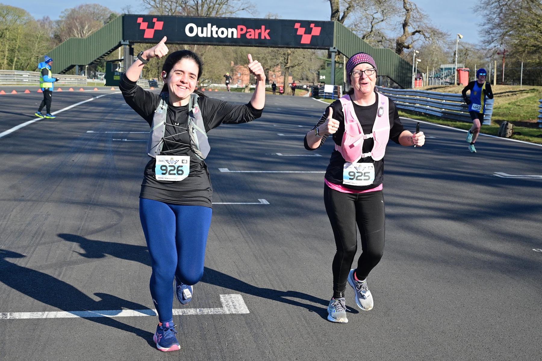 Runners at Oulton Park